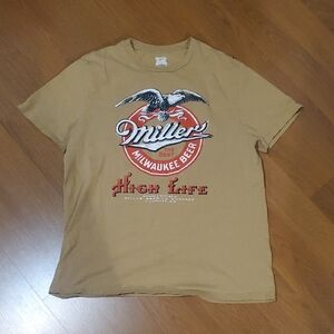 High Life Tan Milwaukee Beer T-Shirt Large